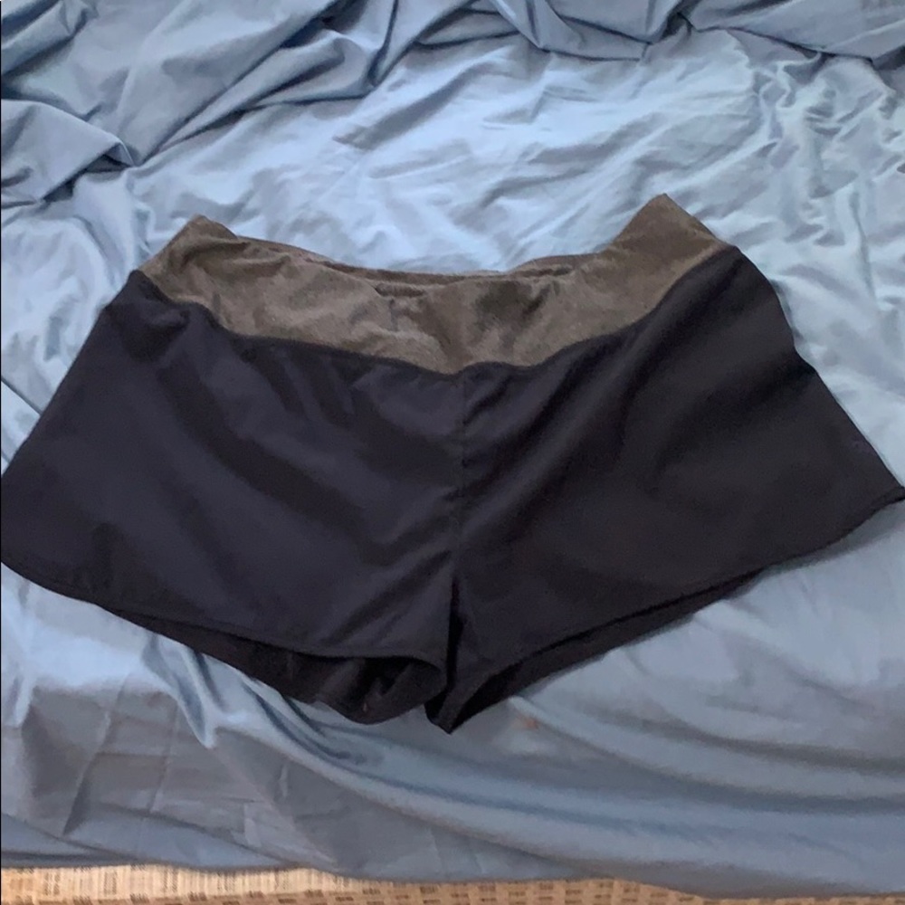 4” running short